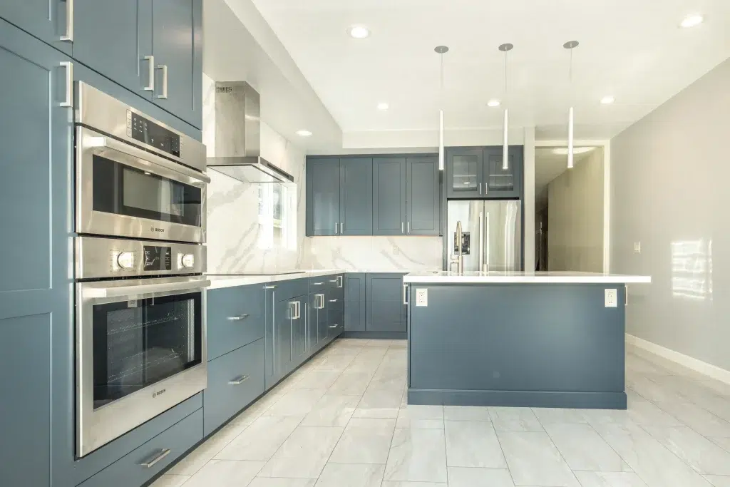 kitchen remodeling project finished by a general contractor
