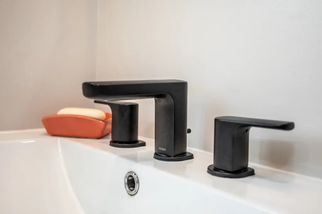 Understanding Building Code Requirements for Minimum Bathroom Size​